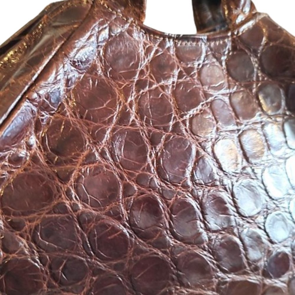 1940s Vintage Dark Brown Genuine Crocodile Small Handbag With A Top Handle - Picture 7 of 8